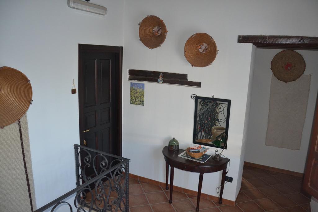 B&B Sa Muredda Сардара Экстерьер фото