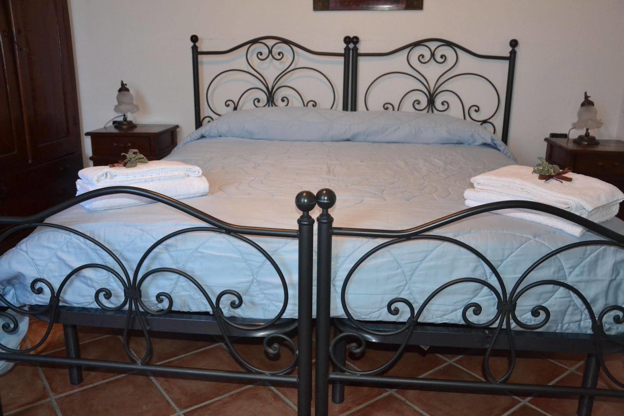 B&B Sa Muredda Сардара Экстерьер фото